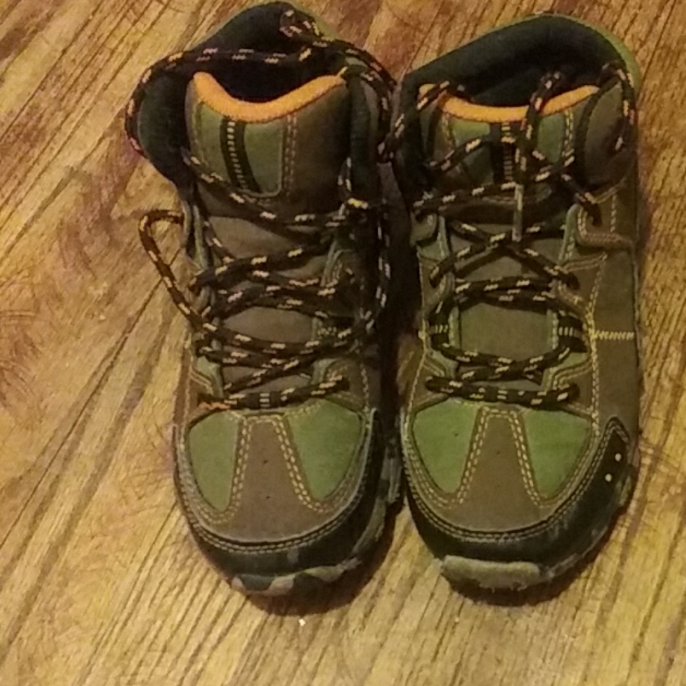 Boy's Sneakers